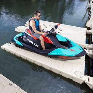 плавучий понтон / для сухого причала / для водного мотоцикла / из полиэтилена
