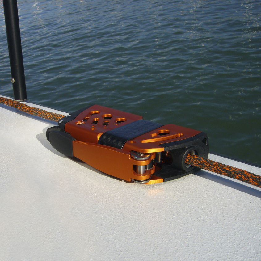 Фиксатор для парусника XXC0812 Spinlock с направляющей / с зажимами