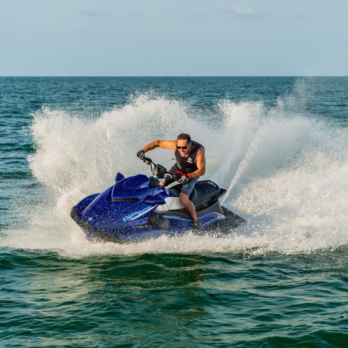 Сидячий водный мотоцикл - GP SVHO - Yamaha WaveRunner - трехместный ...