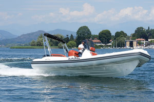 надувная лодка c подвесным мотором