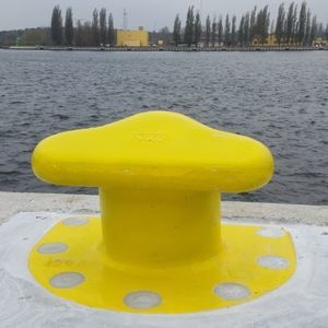 швартовая тумба для портового терминала