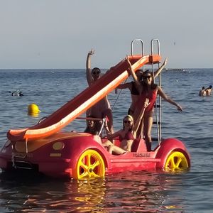 прогулочный катамаран 4 места