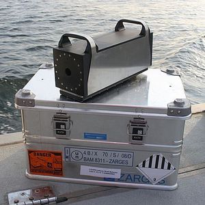 подводная аккумулятор