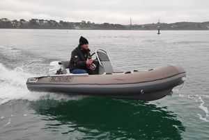 надувная лодка c подвесным мотором