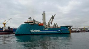 служебное судно для плавания в открытом море для ветряной электростанции