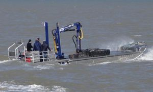 профессиональный катер судно технического обеспечения 1