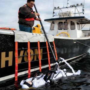 система для спасения людей в море для катера 1