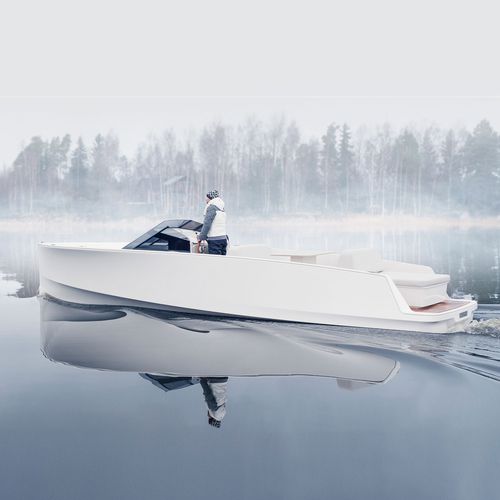 Прогулочный катер с каютой с внутренним мотором - Q30 - Q-YACHTS - электрический / открытый / из стекловолокна