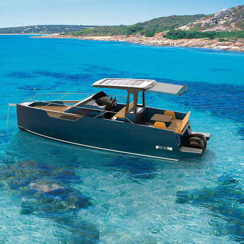 Открытый катер c подвесным мотором - M9  - Nuva Yachts - двухмоторный / с центральной консолью / солнечная ванна
