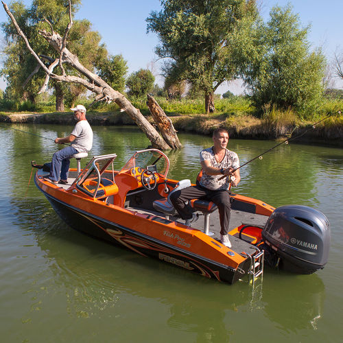 Рыбацкая лодка c подвесным мотором - 505 FISHPRO - BoatLab LLC - с двойной консолью / для спортивной рыбалки / из алюминия