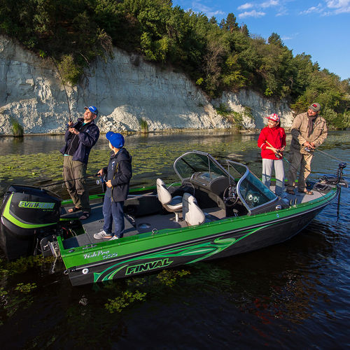 Рыбацкая лодка c подвесным мотором - 555 FISHPRO - BoatLab LLC - с двойной консолью / для спортивной рыбалки / из алюминия