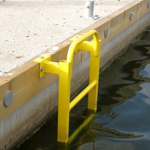Лестница для понтона - Safety equipments - Top Marine OÜ - фиксированная / резервная