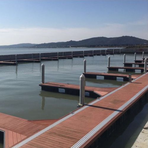 Плавучий док - Shanghai Qihua Waterborne Engineering Construction Co., Ltd - для причаливания / для яхтенной стоянки / из дерева