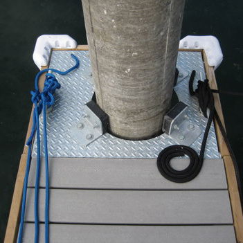 Свайная направляющая для понтона - Thunderbird - International Marine Floatation Systems, Inc. (IMFS)
