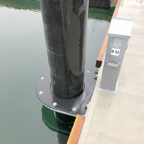 Свайная направляющая для понтона - WVYC - International Marine Floatation Systems, Inc. (IMFS)