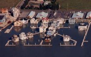 Деревня на воде - International Marine Floatation Systems, Inc. (IMFS)