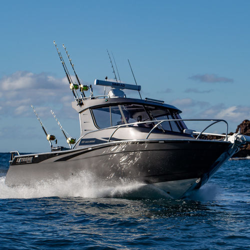 Прогулочный катер c подвесным мотором - 795  - Extreme Boats EU Ltd. - с рулевой рубкой / для спортивной рыбалки / из алюминия
