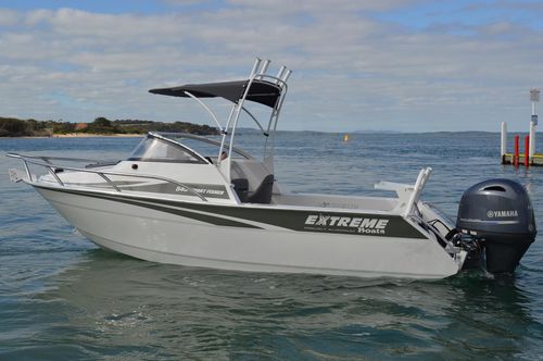 Моторная лодка с каютой c подвесным мотором - 545 - Extreme Boats EU Ltd. - открытая / спортивная / для дайвинга