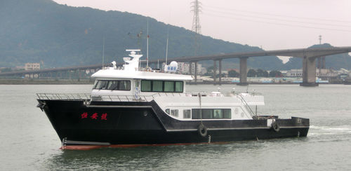 Профессиональное рыболовное судно траулер - 41.3 - JIANGLONG SHIPBUILDING CO., LTD. - из стекловолокна / из стали