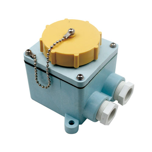 Герметичная розетка для судна - IMPA 792761 - Zhejiang Bozhou Marine Electric Technology Co., Ltd. - для катера / внутренняя резьба / с защитной крышкой