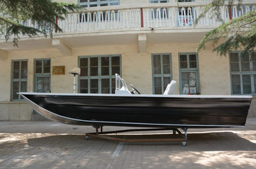 Ботик c подвесным мотором - FISHER 580 - Qingdao Allheart Marine Co., Ltd. - открытый / с центральной консолью / для рыбной ловли