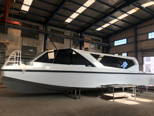 Быстроходный катер c подвесным мотором - CYBERLIFE 1400 - Qingdao Allheart Marine Co., Ltd. - трехмоторный / с рулевой рубкой / из алюминия