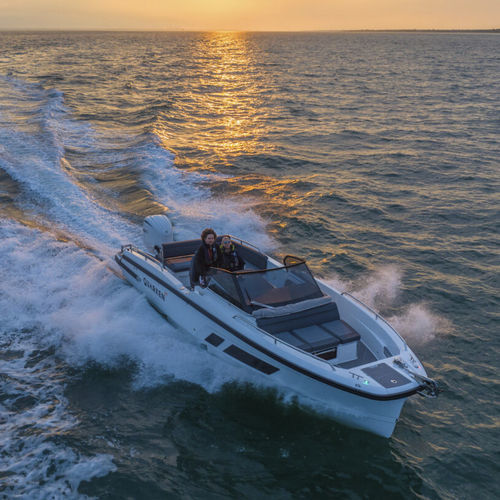 Открытый катер c подвесным мотором - 27 Open - QUARKEN Boats - с выдвижной секцией / с центральной консолью / быстрый