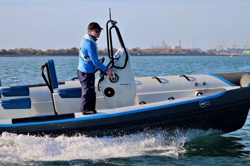 Надувная лодка с внутренним мотором - RS Electric Boats Ltd. - электрическая / RIB / с центральной консолью