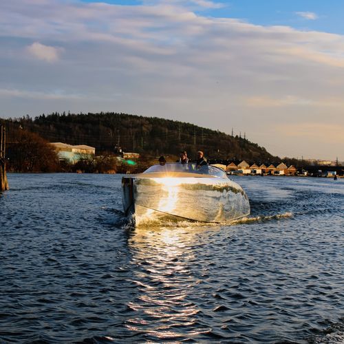 Быстроходный катер с внутренним мотором - SARVO37 - Sarvo Marine ApS - электрический / открытый / с двойной консолью