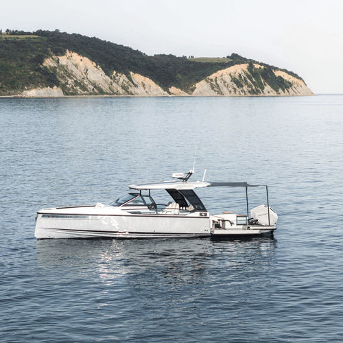 Быстроходный катер c подвесным мотором - 320 GTO - Saxdor Yachts Oy - двухмоторный / открытый / с центральной консолью