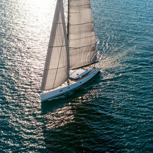 Круизная парусная яхта - CNB 76 - CNB Yachts Builders - 3 каюты / с открытым кокпитом / двойной штурвал