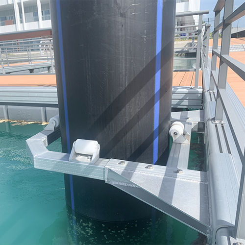 Свайная направляющая для понтона - Hong Kong Horizon Marine Industry Co. Limited - из алюминия