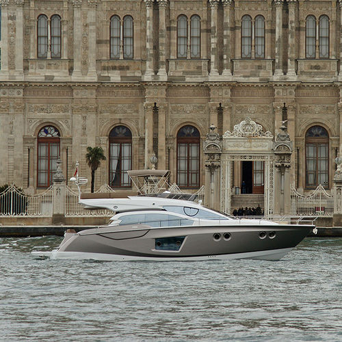 Круизная моторная яхта - FLY 54 - Sessa Marine - с флайбриджем / POD IPS / 4 каюты