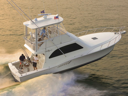 Быстроходный катер с внутренним мотором - 41 CONVERTIBLE - Albemarle - с флайбриджем / для спортивной рыбалки / 5 спальных мест