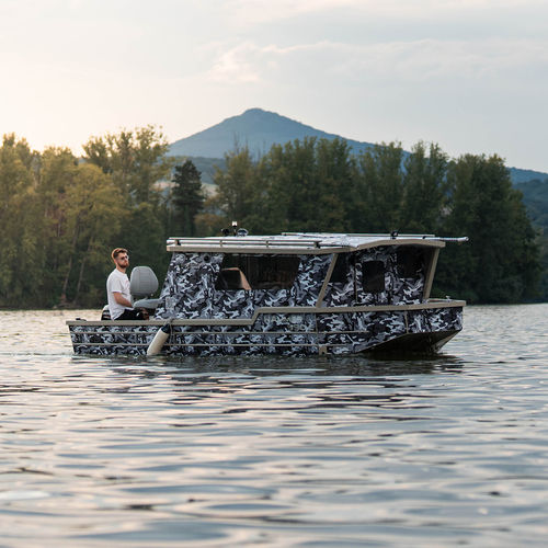 Открытый катер c подвесным мотором - HAMMER 590 C  - BARKMET BOATS - с рулевой рубкой / для досуга / для базы отдыха