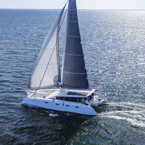 Парусная яхта катамаран - R5 - Ocean Renegade - круизная / с открытым кокпитом / бушприт