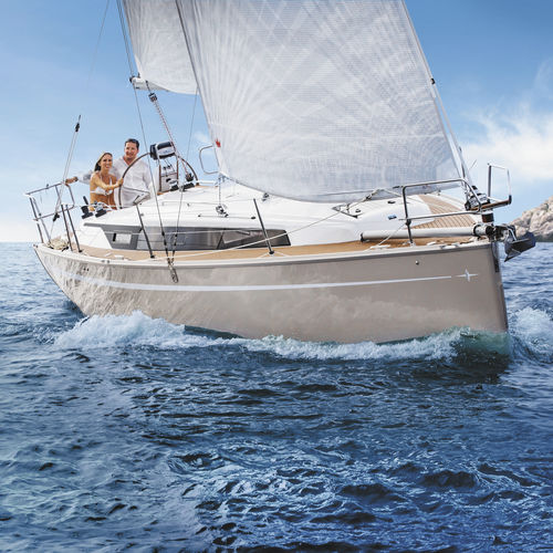 Круизный парусник - 34 - BAVARIA YACHT - 3 каюты / 2 каюты / 4 спальных места