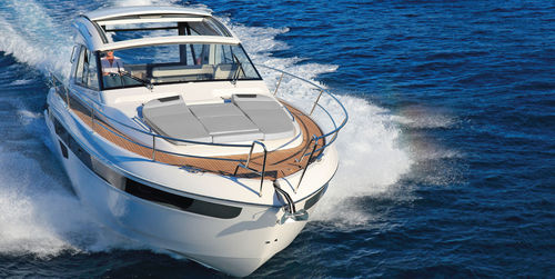 Быстроходный катер с внутренним мотором - S45 - BAVARIA YACHT - двухмоторный / хардтоп / открытый