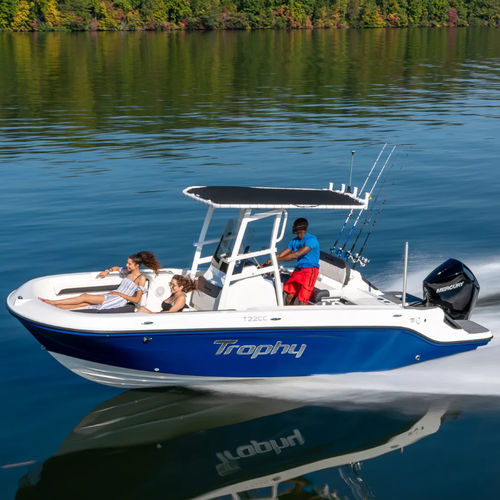 Открытый катер c подвесным мотором - T22CC - Bayliner - с центральной консолью / для водных лыж / для спортивной рыбалки