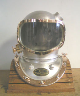 Водолазный шлем для профессионального использования - 29500 - DESCO Corporation