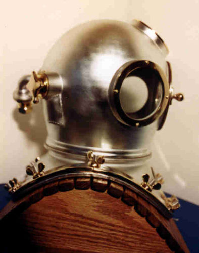 Водолазный шлем для профессионального использования - 29198 - DESCO Corporation
