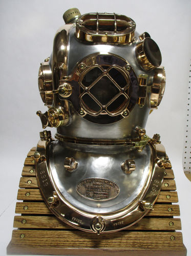 Водолазный шлем для профессионального использования - M0121 - DESCO Corporation