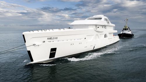 Круизная мега-яхта - 6010 - Amels - с приподнятой рулевой рубкой / с бассейном / на заказ