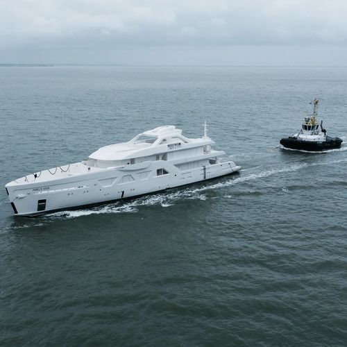 Круизная мега-яхта - 6008 - Amels - с приподнятой рулевой рубкой / с бассейном