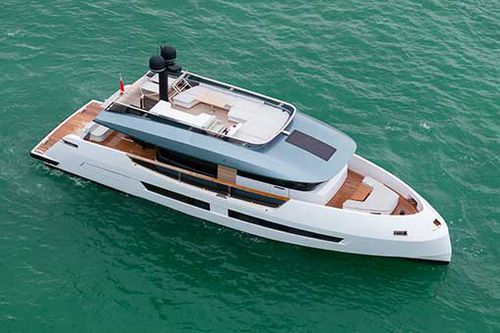 Круизная моторная яхта - M62P - Mylius Yachts - с флайбриджем / с рулевой рубкой / POD IPS