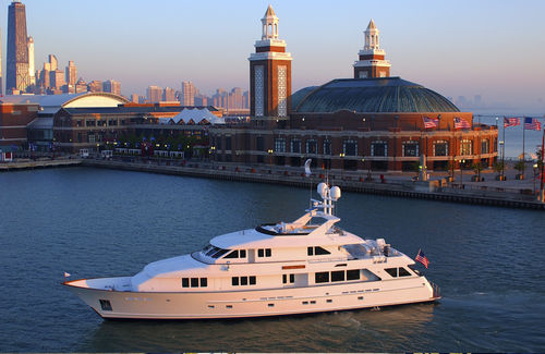 Круизная супер-яхта - LADY GRACE MARIE  - Burger Boat Company - с флайбриджем / 4 каюты / на заказ