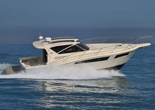 Быстроходный катер с внутренним мотором - T370 SF Sparviero - Tuccoli - Technology Boats - дизельный / двухмоторный / корпус глиссирующего типа