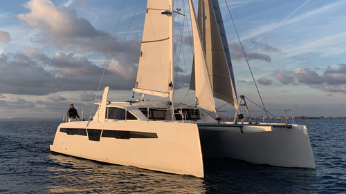 Катамаран - C-Cat 48 - Comar Yachts - круизный / 3 каюты / 4 каюты