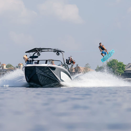 Небольшой катер с внутренним мотором - SUPER AIR GS20 - Nautique Boat Company - с двойной консолью / боурайдер / открытый