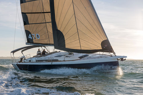 Круизный парусник - 470 - Dufour Yachts - 3 каюты / 4 каюты / 6 спальных мест